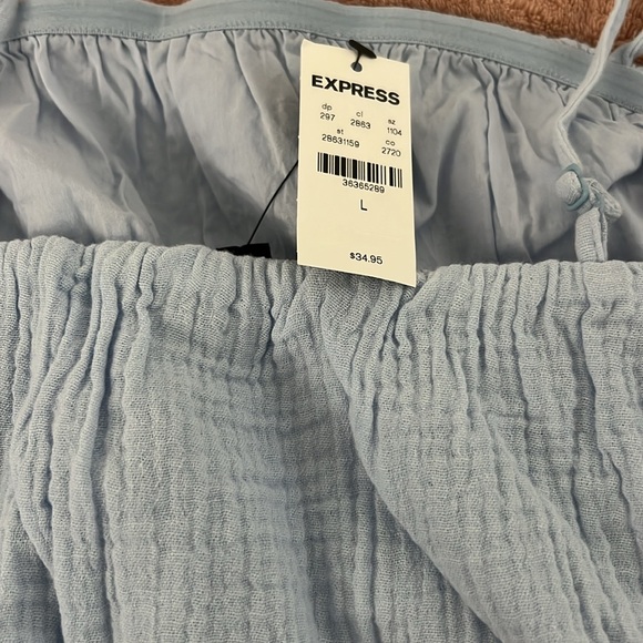 Brand new size large express set - Picture 4 of 4